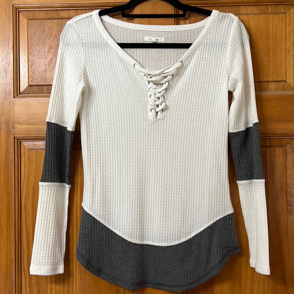 Maurices Long Sleeve Too
